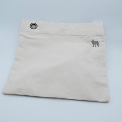 お散歩バッグとしても普段使いもできる柴犬刺繍マークのサコッシュ