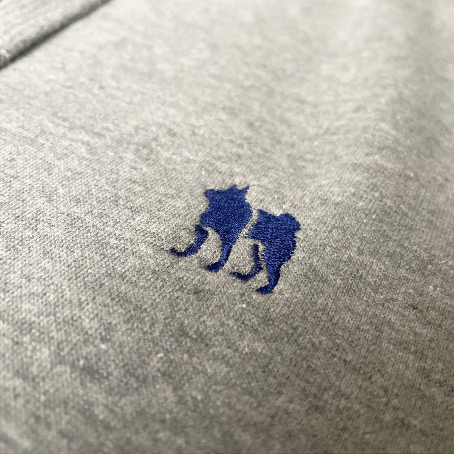 SHIBA/柴犬 ワンポイント刺繍 プレミアムパーカー / Premium Simple hoodie